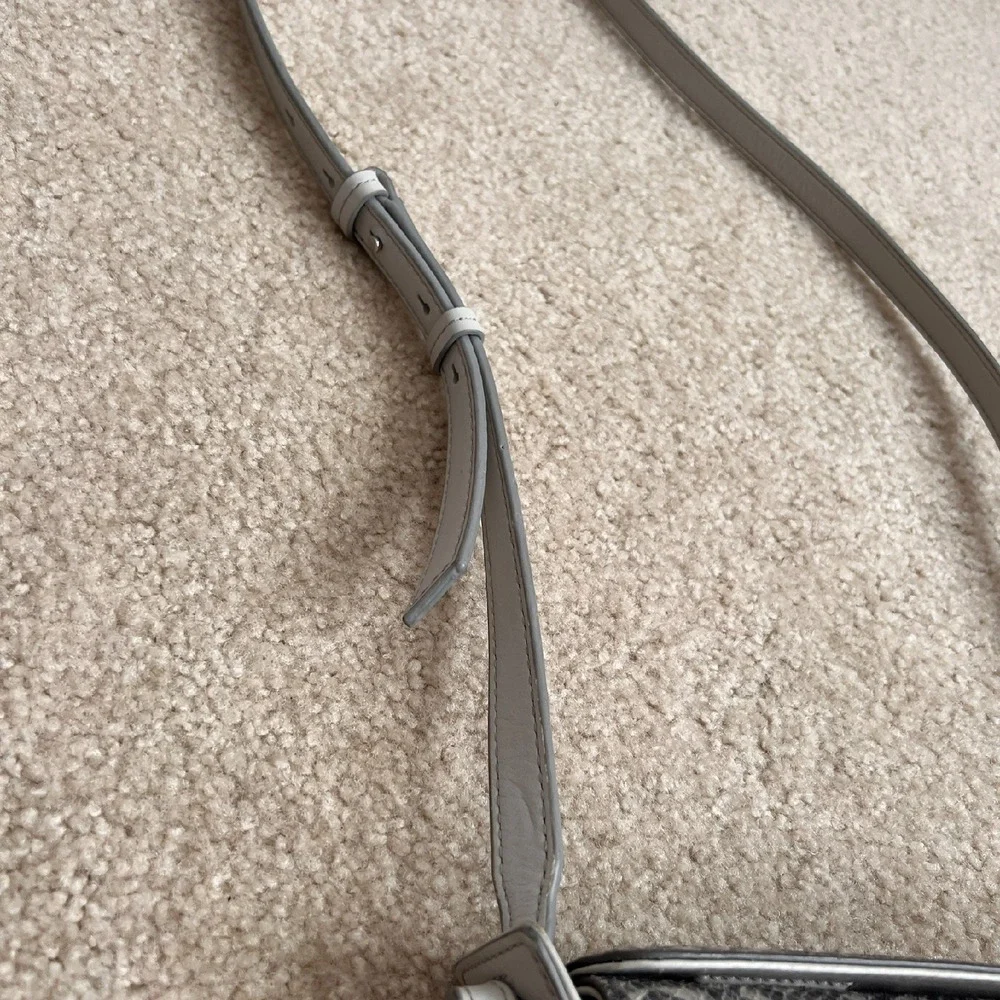 New Without Tags Banana Republic‎ Snakeskin Print Crossbody Bag